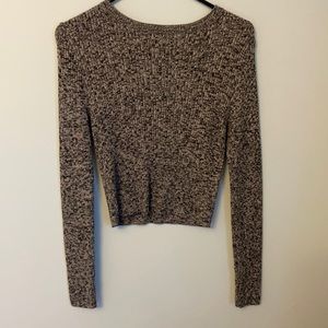 forever 21 gray/white marled long sleeve sweater.